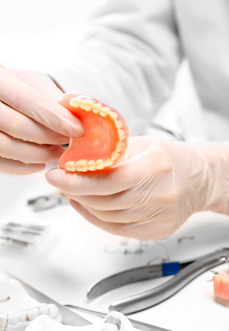 Denture and dental implant treatment in Abu Dhabi